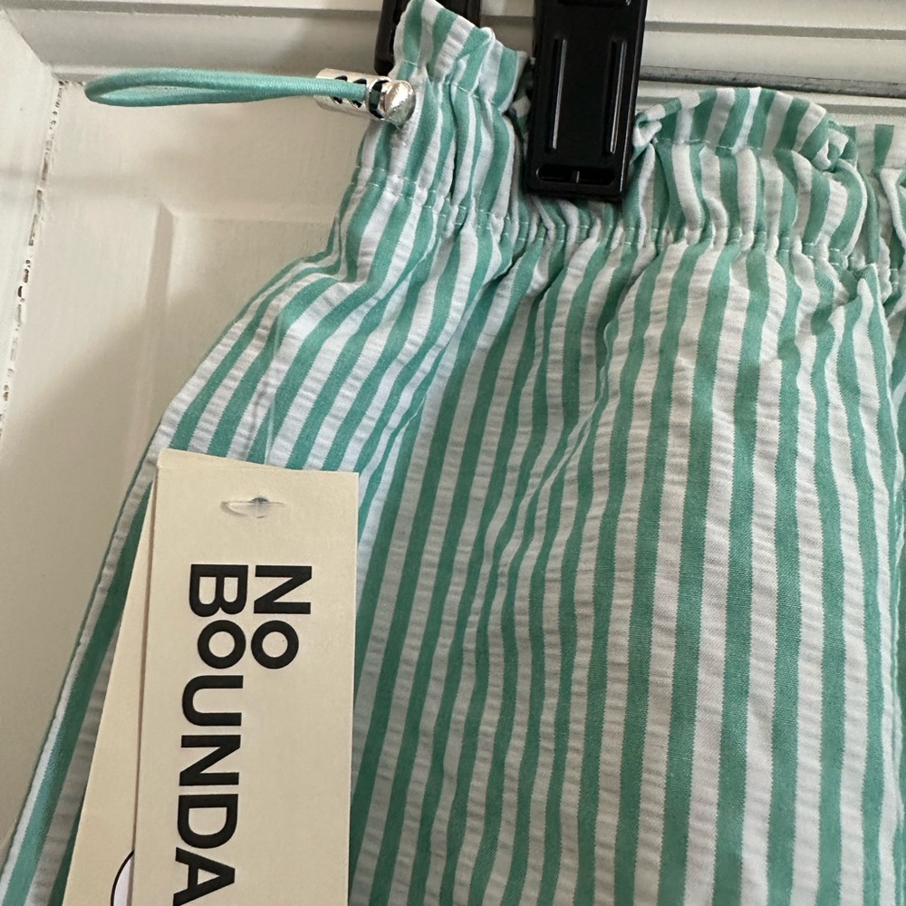 No Boundaries Teal and White Striped Shorts - Picture 3 of 3
